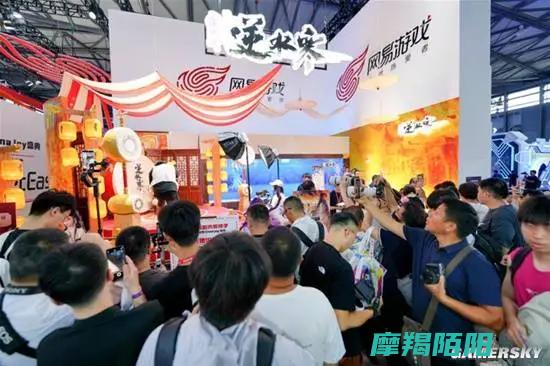 人鱼游进CJ现场整活还得看人鱼