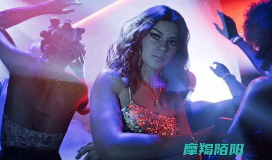 小富绝对会喜欢的翘臀辣妹前作主演互侃GTA6小富